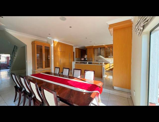 5 BEDROOM HOUSE FOR SALE IN WATERFALL COUNTRY VILLAGE